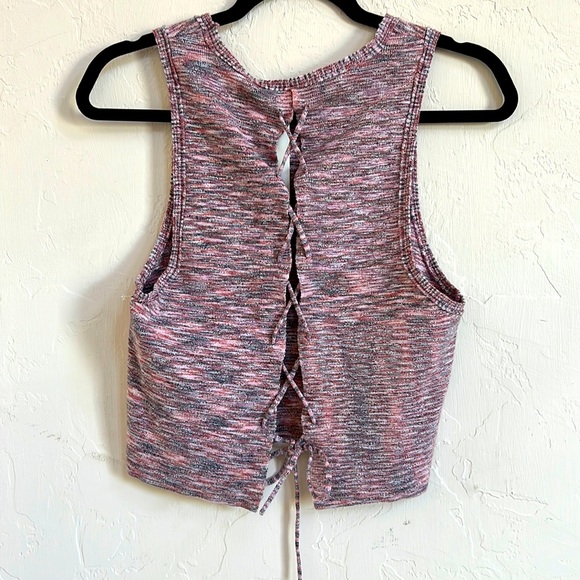 FREE PEOPLE NWT Crop Sweater Tank SIZE M/L - Picture 4 of 7